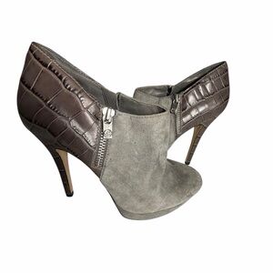 Michael Kors York Booties Gray Suede with Python Embossed Leather Womens 7.5